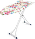 Cette table de repassage avec un espace pour poser le fer