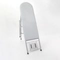 Une planche escamotable combine un format compact avec des appuis antiderapants