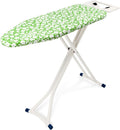 Une table de repassage reunit un support pour le fer et des appuis antiderapants
